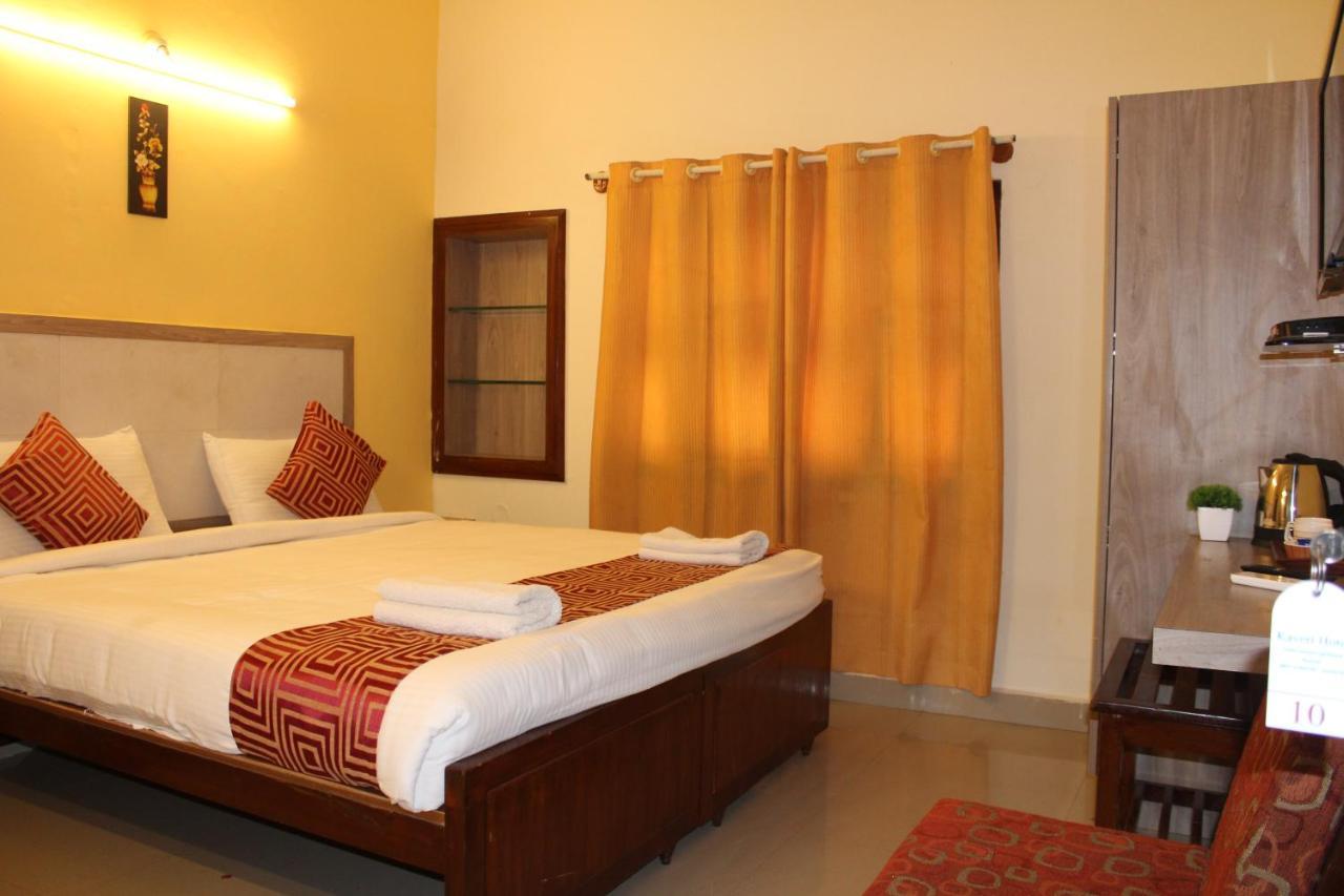 Kaveri Hotel Bed&Breakfast Mysore Exterior foto