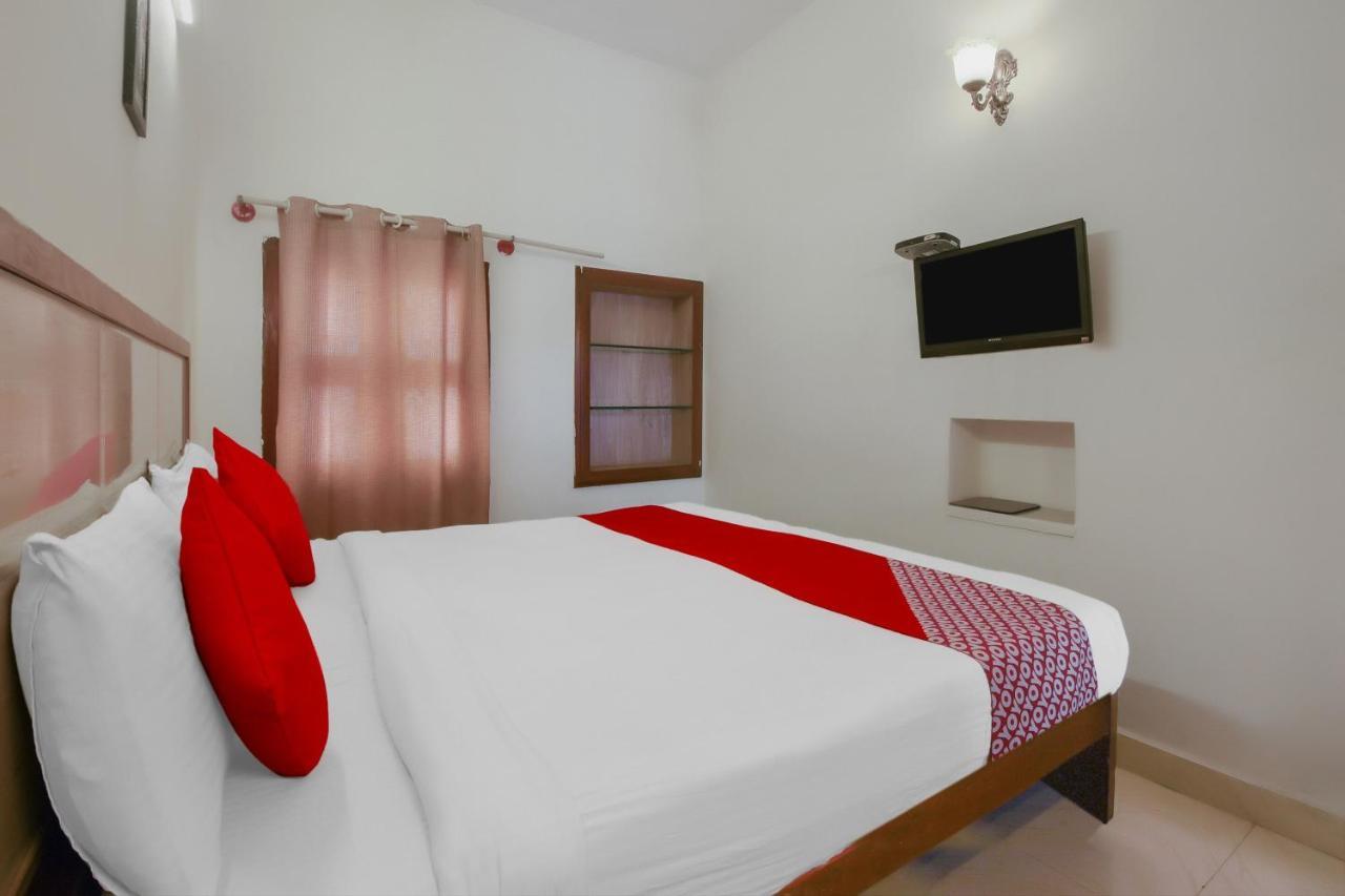 Kaveri Hotel Bed&Breakfast Mysore Exterior foto